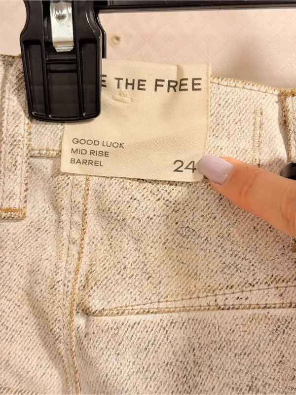 NWT We The Free Good Luck Mid Rise Barrel Acid-Wash Denim Jeans Off-White Sz 24 - Image 11