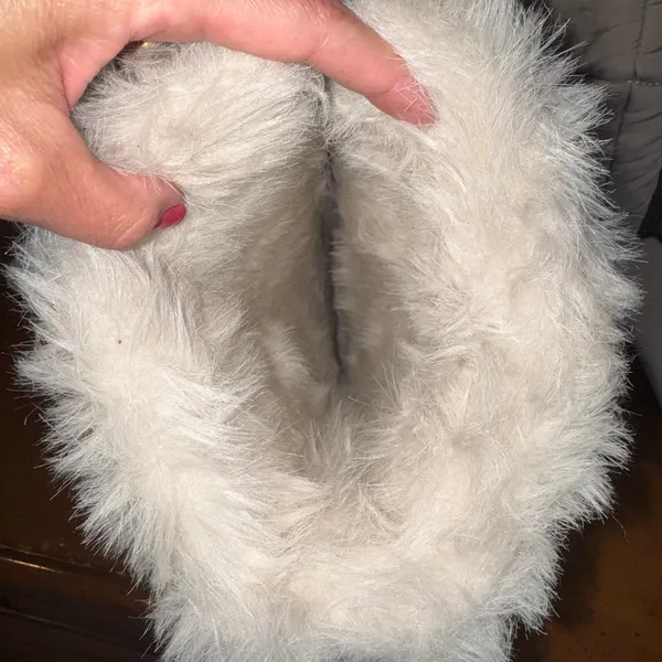 Juicy Couture Vintage Fur Trim Snow Boots Taupe 10 - Image 10