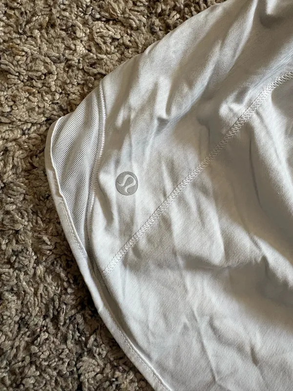 Lululemon Shorts Hotty Hot - Image 5