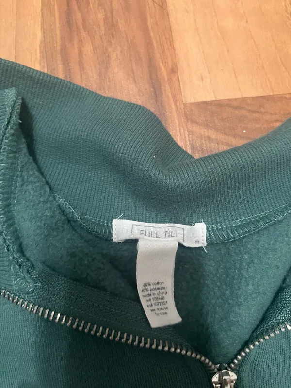 Tillys Quarter-Zip Sweatshirt green - Image 2