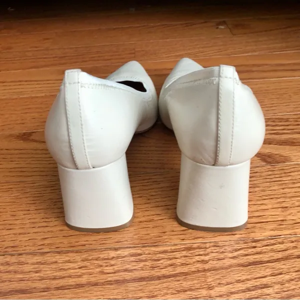Gentle Souls by Kenneth Cole Dionne Pointed Toe Pumps White Stone Women's 7.5M - Image 8