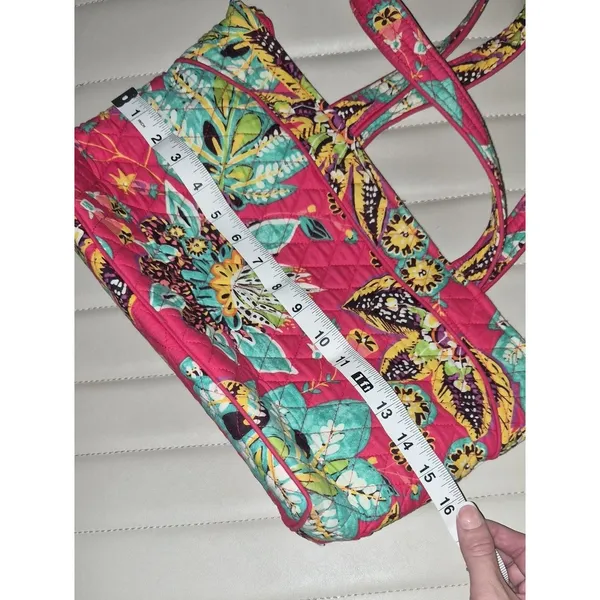 Vera Bradley Floral Quilted Tote Bag - Vibrant Pattern - Image 13