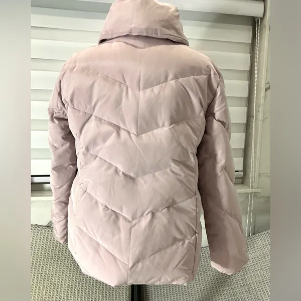Michael Kors puffer jacket 🌸🌸 - Image 12