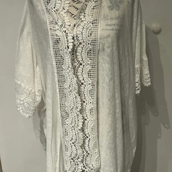 White Lace Kimono Cardigan Size 18W - Image 4