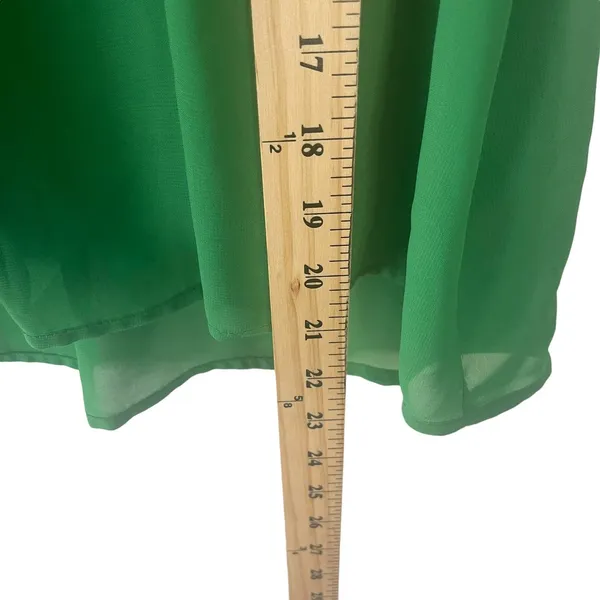 Honey Punch Size Small Green Chiffon Blouse‎ - Image 6