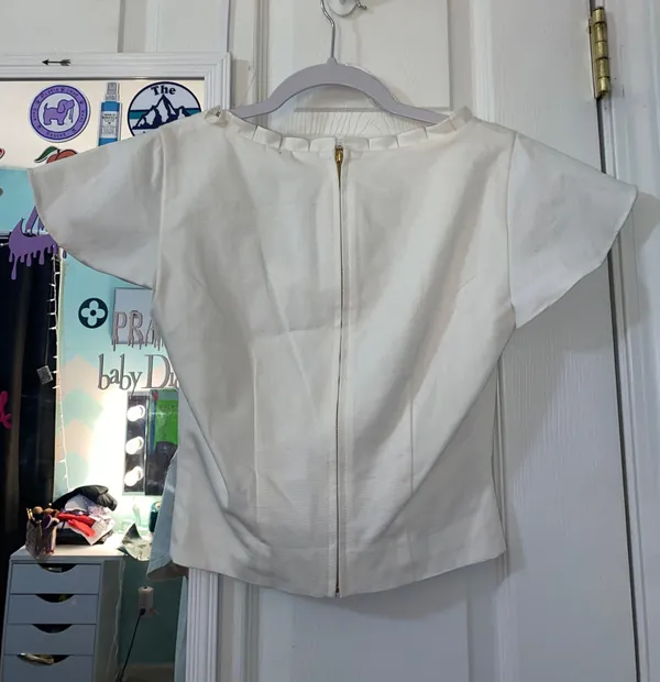 Antonio Melani Crop Top - Image 3