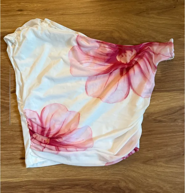 SheIn Floral going out top - Image 3