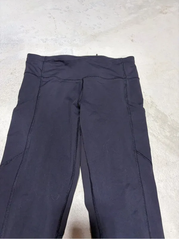 Lululemon cinched bottom black leggings 6 - Image 4
