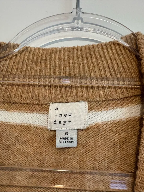 A new day striped oversized sweater beige white size small - Image 3