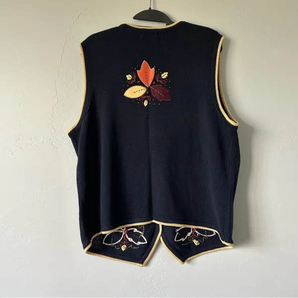 Vintage Hand Embroidered Leaf Sweater Vest Fall Cottage Grandma Whimsy 2003 - Image 6