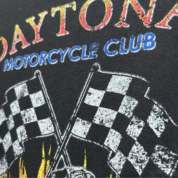 Modish Rebel Daytona Motorcycle Club Graphic Tee Vintage Vibe Zippers Medium - Image 4