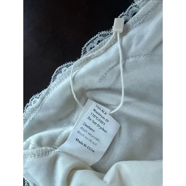 NWOT Commense Crushed Velvet Lace Ivory Cami Tank Top M - Image 7