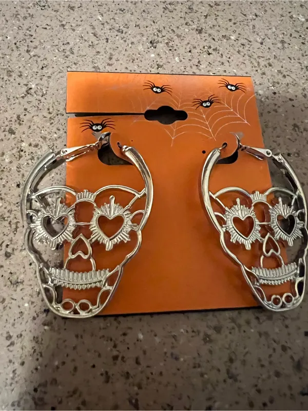 Silver plated Sugar skull earrings festive Halloween NWT - Image 2