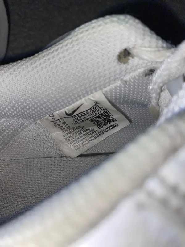 Nike Women’s Court Vision Low - Image 3