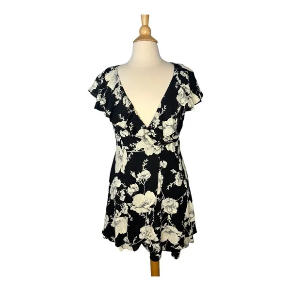 Free People Floral Wrap Mini Dress Womens Size Small Black White Ruffle Flutter‎ - Image 5