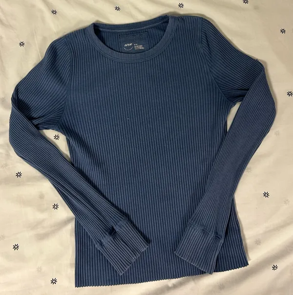 American Eagle Long Ribbed Sleeve Top - Image 2