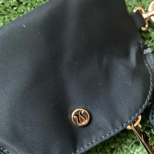 Lululemon Black Gold dual Pouch wristlet - Image 2