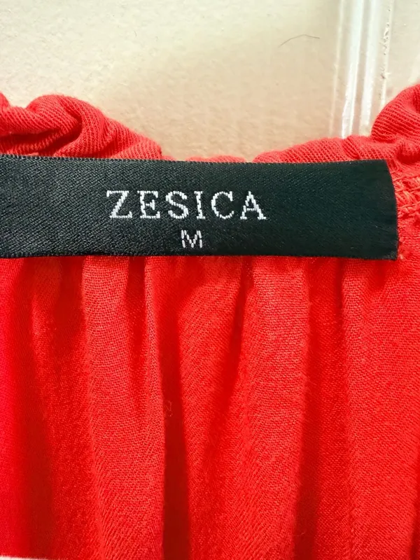 Zesica Tiered Midi Dress Size M Red Smocked Waist V-Neck Flutter Sleeve - Image 4