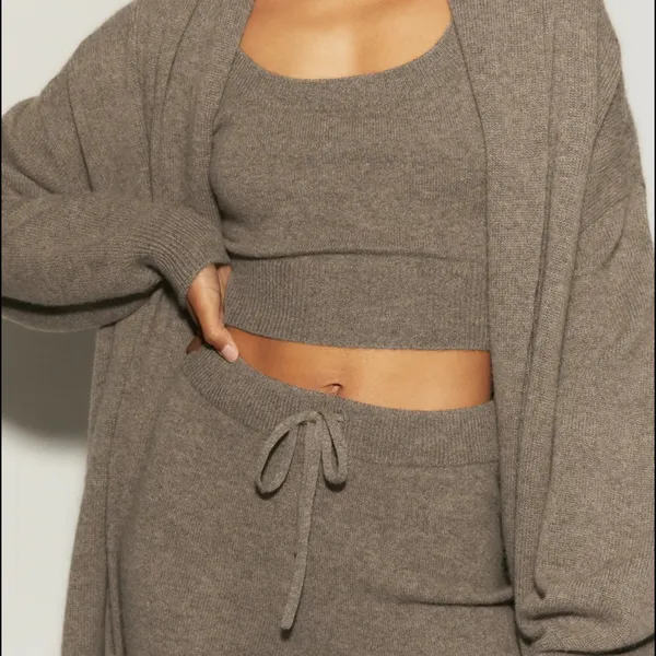Reformation Caitlin Cashmere Cropped Cami Tank Top Medium Brown - Image 2