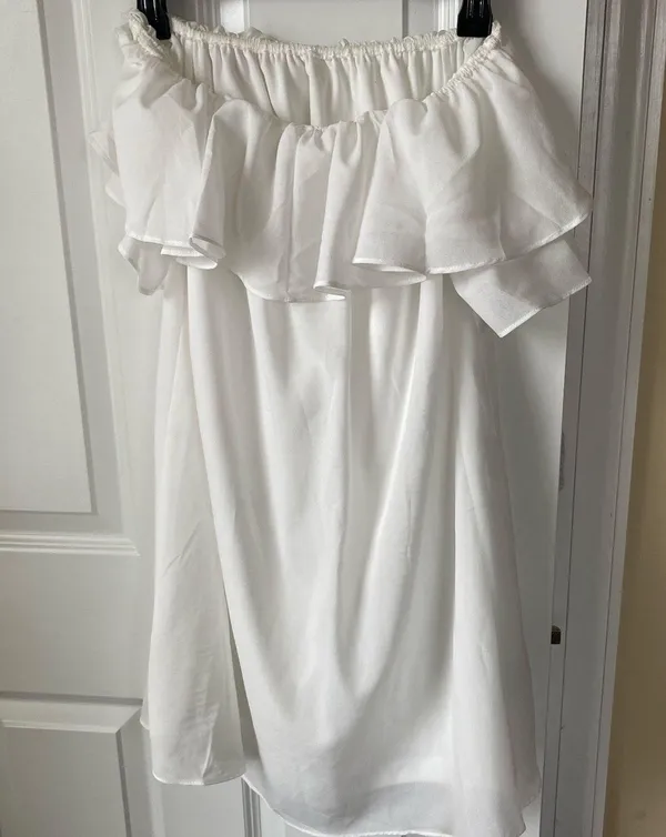 White strapless dress with slip underneath - Image 2