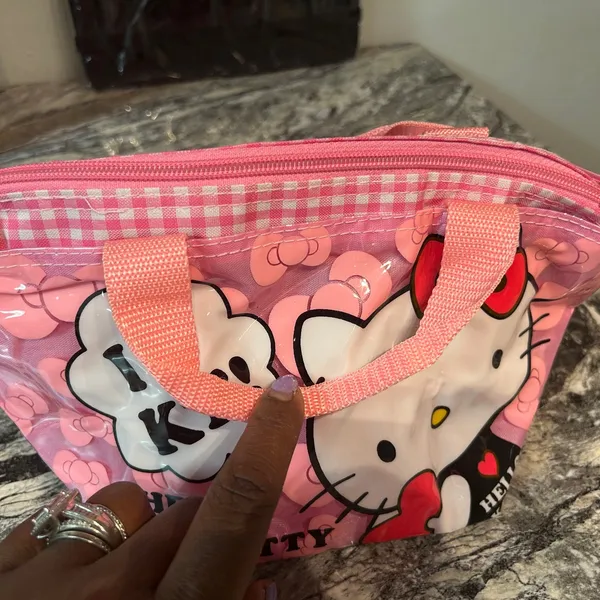Hello Kitty Pink and White Cosmetic Case - Image 7