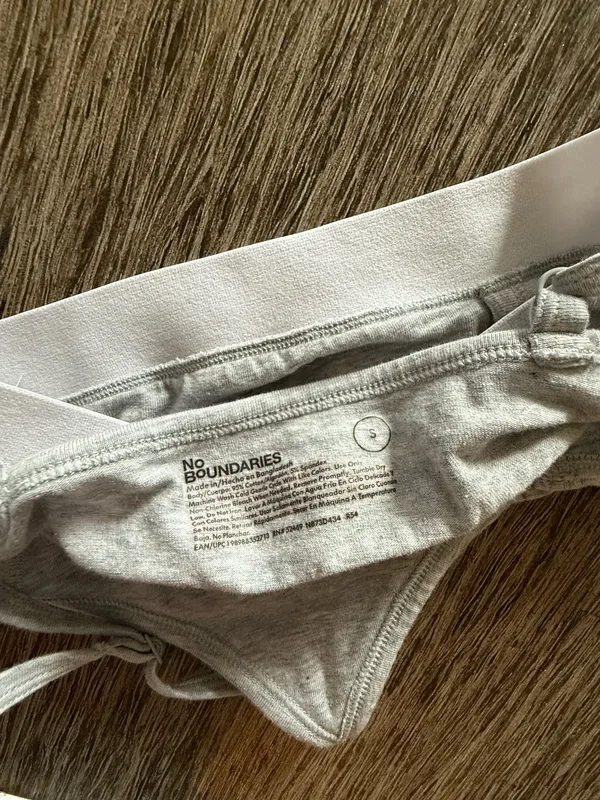 No Boundaries sports bra - Image 3