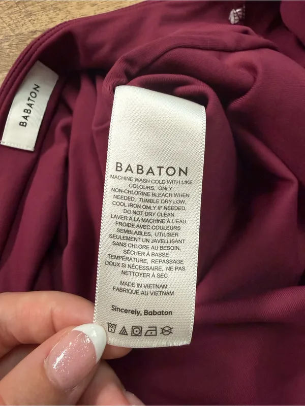Babaton Aritzia Contour Off the Shoulder Bodysuit in Wine Red Women’s Size Small - Image 8