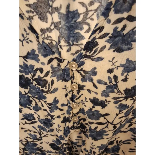 American Eagle Outfitters L Crop Top Blue & White Ditsy Floral Tie Front Top - Image 4