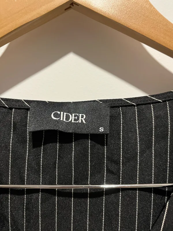 Cider Black Striped Crop Top Button Vest S - Image 3
