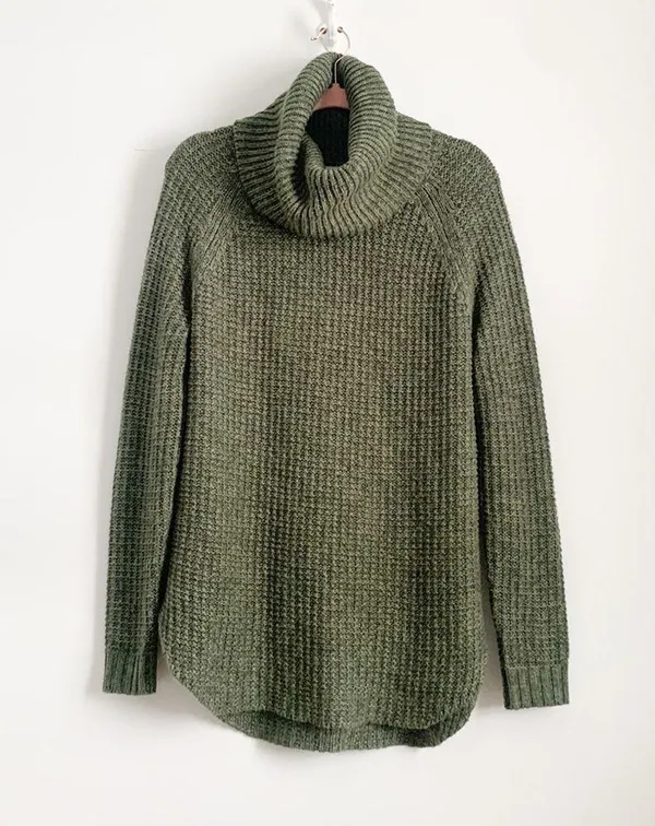 A New Day Green Cowl Neck Tunic Length Sweater Medium Blogger Favorite - Image 8