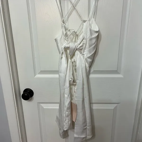 NWT Keepsake the label‎ Shine mini dress oyster white size extra small - Image 6