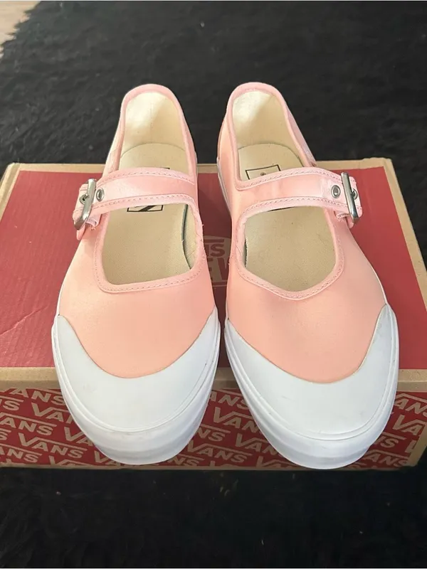 VANS Mary Jane pink rose velvet buckle shoes sneakers women’s 8.5 new - Image 7
