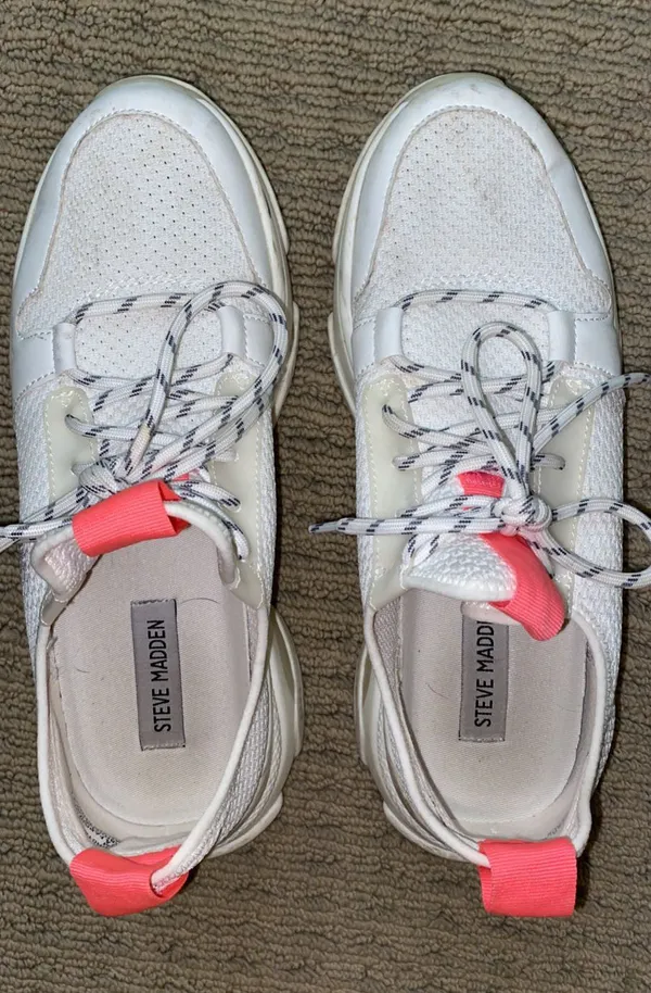 Steve Madden Running Shoes - Image 4