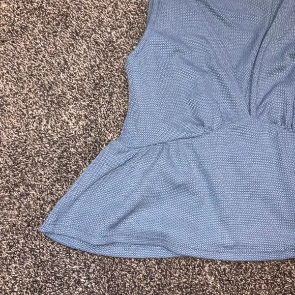 LE LIS BOUTIQUE tank top blue size Medium - Image 4