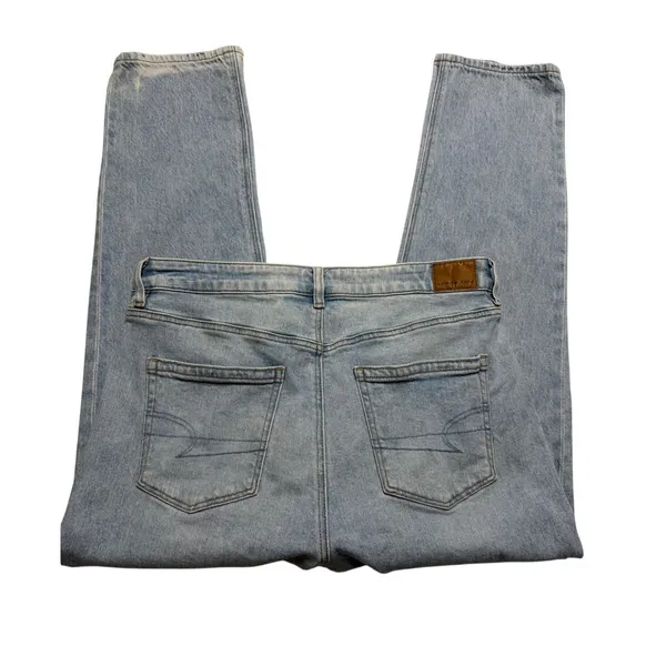 American Eagle Strigid Mom Jeans 10 Short Light Wash High Rise 90s - Image 3