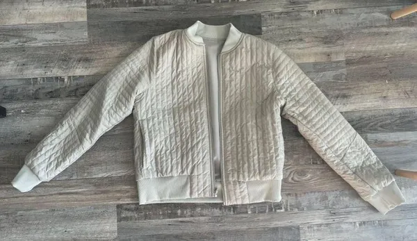 Lululemon bomber jacket  - Image 5