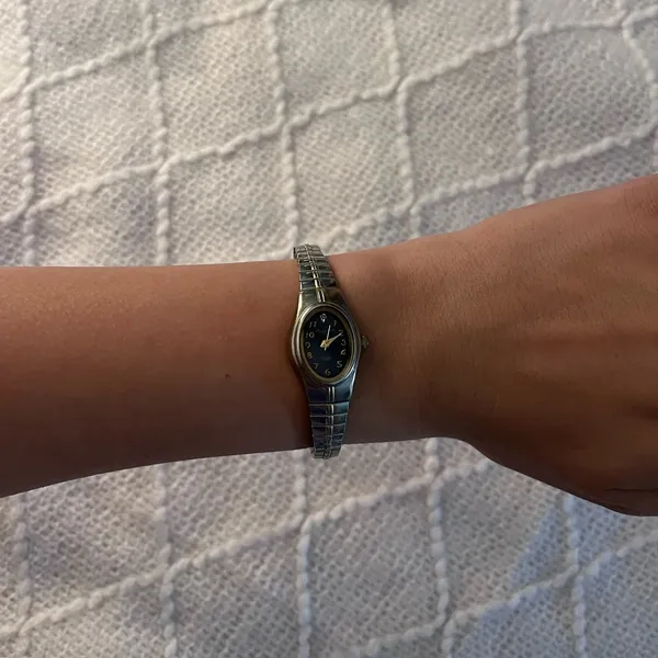 Vintage Silver & Navy Quartz Bracelet Watch - Image 6