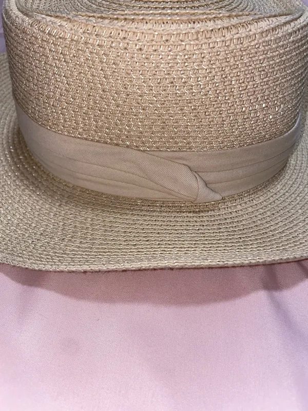 Straw Hat Tan - Image 7