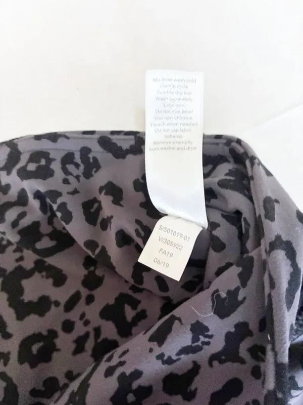 Athleta Leopard Elation Ultra High Rise Tight - Gray Black - Size Small - Image 6