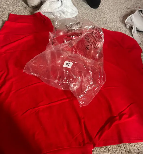 Red Coca-Cola T-Shirt - Image 5