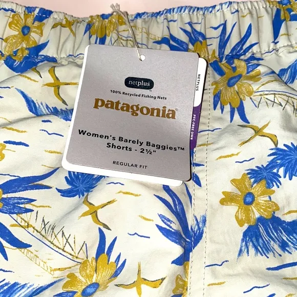 New Patagonia net plus shorts: size woman’s small and still has tags - Image 2
