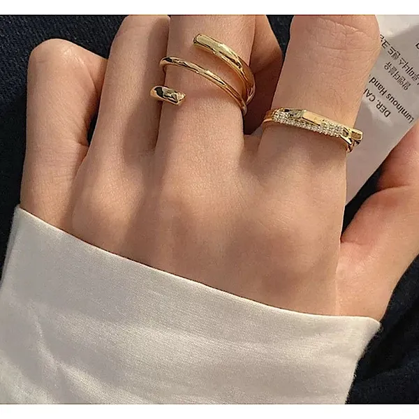 Boutique NEW Women's 14 Gold Filled Bar Simulated Diamond Ring,‎ Adjustable - Image 6