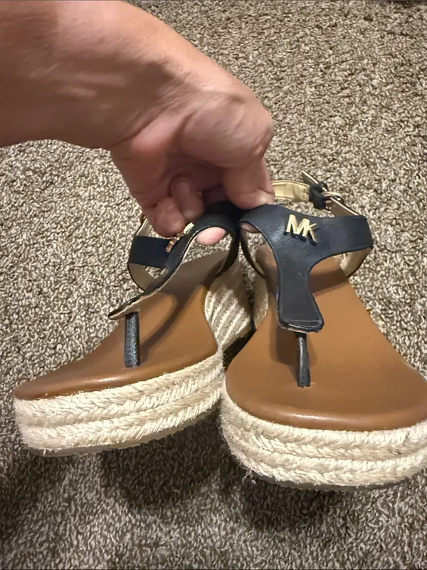 Michael Michael Kors Thong Wedge Espadrille Sandals MK Logo Black Espadrilles 7M - Image 4