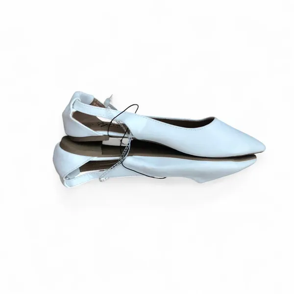 White faux leather pointed toe ballet ballerina coquette preppy academia flats Shoes Sz 7.5 - Image 2