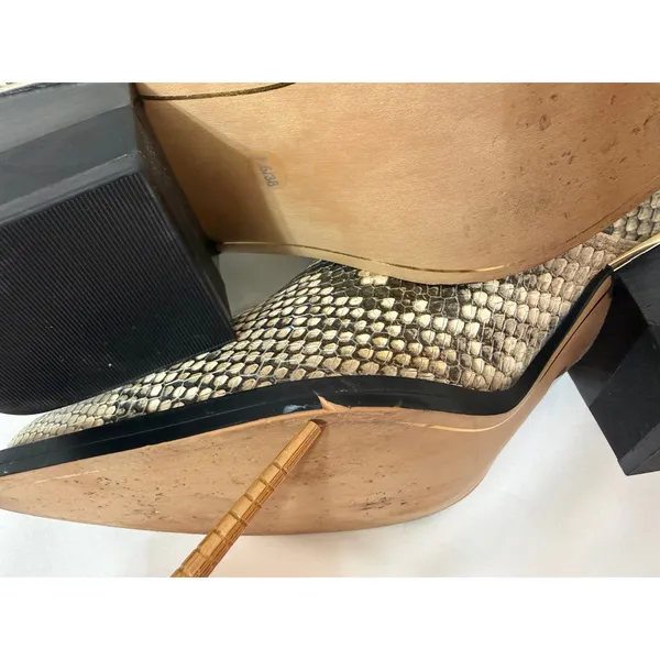 DKNY Snakeskin Embossed Leather Shooties Grey Python Block Heel Boots  7.5 - Image 7