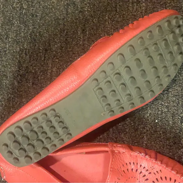 Women's old navy flat shoes size 6 - Image 3