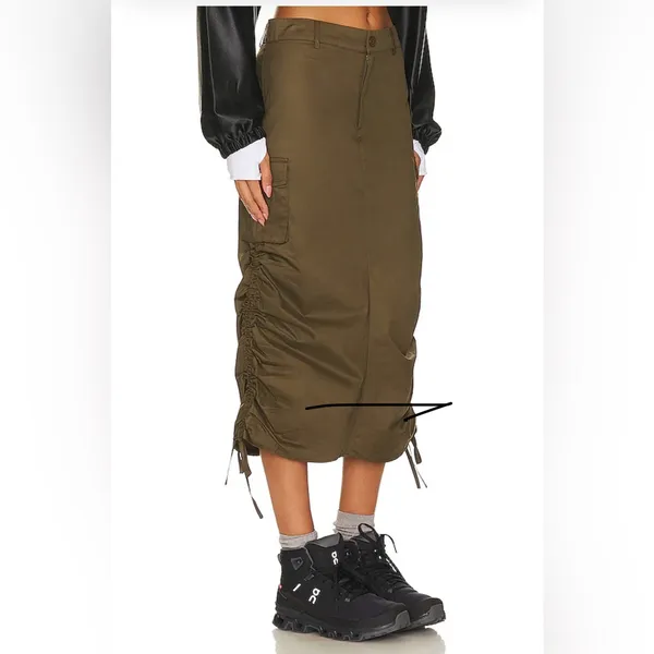 NWT Superdown Jasmina Cargo‎ Skirt in Green Size XXS - Image 4