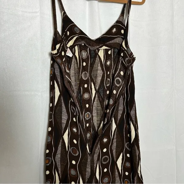 Simply‎ Fashion Brown Tan V Neck Spaghetti Strap Lightweight Midi Dress Medium - Image 4