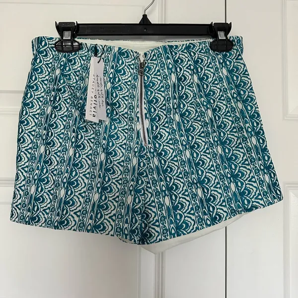 Alice + Olivia Sherri Embroidered Stretch Cotton Shorts White/Ocean Blue NWT 4 - Image 6