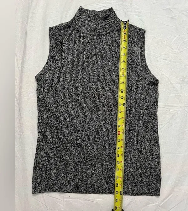 Dana Buchman Grey & Black Sleeveless Turtleneck Knit Top - Size L - Image 4